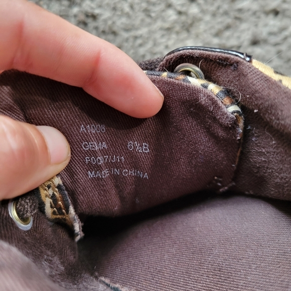 Coach Cheetah Print Sneakers Woman's Size 6 1/2 - Picture 10 of 16